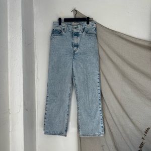 Levis Ribcage Straight Ankle Jeans - Women’s 27
